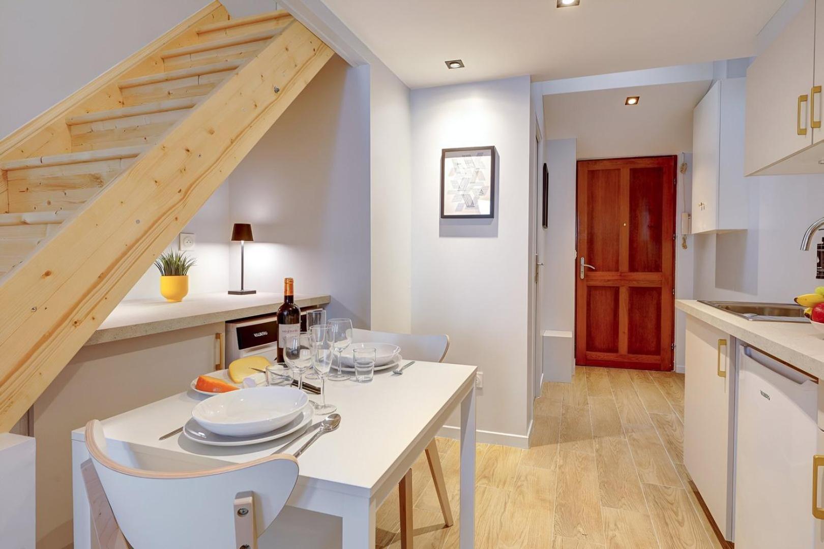 Bluestay 252 - Duplex Au Coeur De Parigi